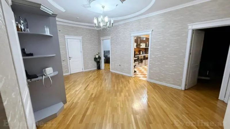 Satılır 4 otaqlı Mənzil Yeni tikili 156 m² Nizami r. - şəkil 14