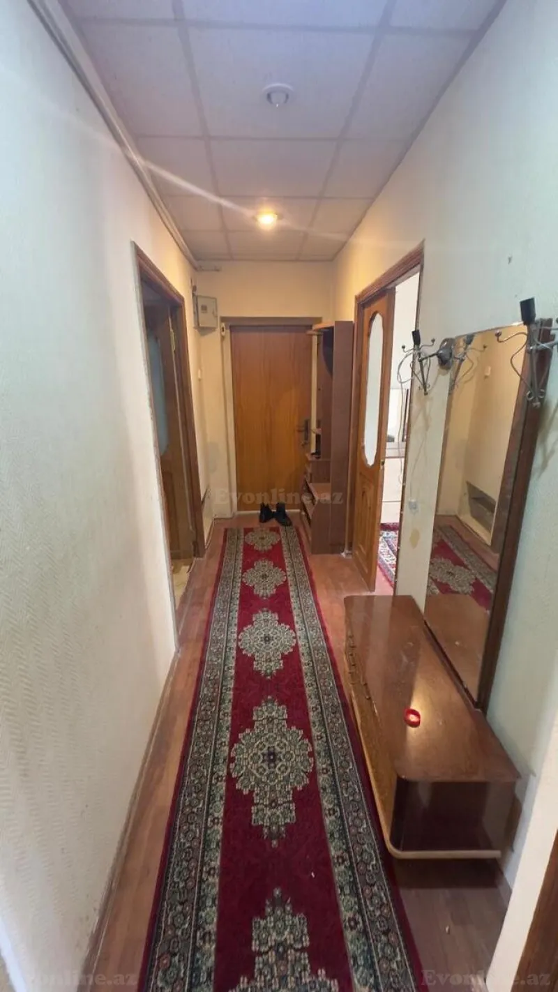 Kirayə verilir 3 otaqlı Mənzil Köhnə tikili 75 m² Neftçilər m. - şəkil 3