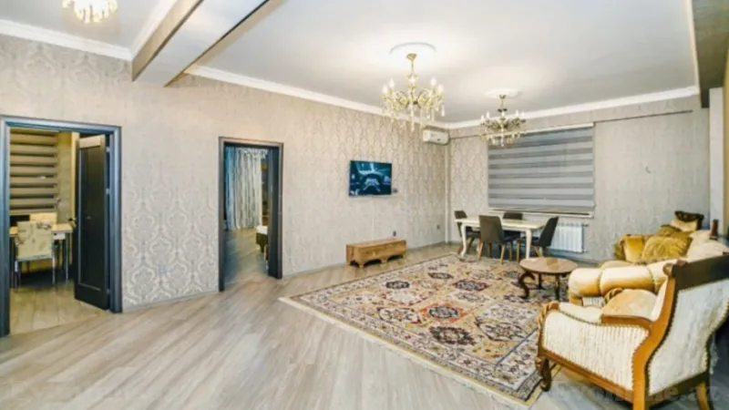 Kirayə verilir 3 otaqlı Mənzil Yeni tikili 136 m² 28 May m. - şəkil 7