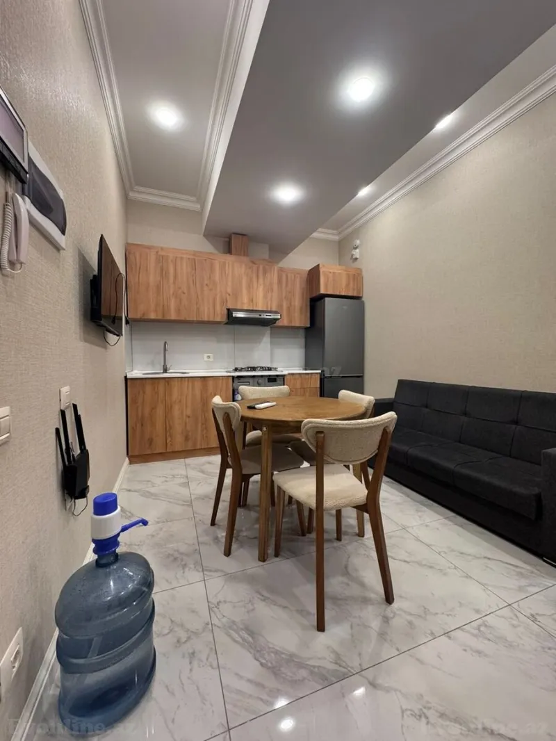 Satılır 2 otaqlı Mənzil Yeni tikili 56 m² 8 Noyabr m. - şəkil 2