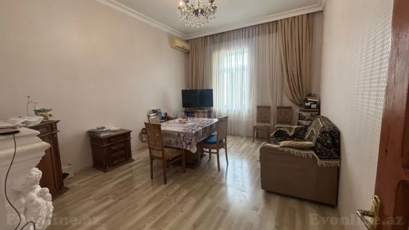 Satılır 2 otaqlı Mənzil Köhnə tikili 60 m² Nəsimi r. - şəkil 4
