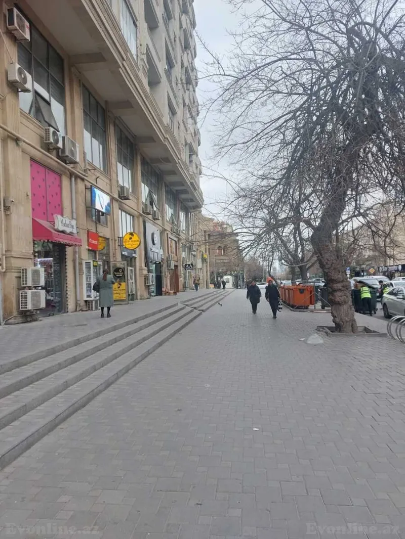 Kirayə verilir Obyekt 100 m² Nəriman Nərimanov m.