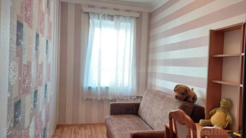 Kirayə verilir 3 otaqlı Mənzil Köhnə tikili 75 m² Səbail r. - şəkil 2