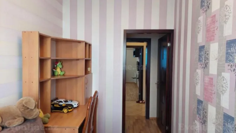 Kirayə verilir 3 otaqlı Mənzil Köhnə tikili 75 m² Səbail r. - şəkil 3