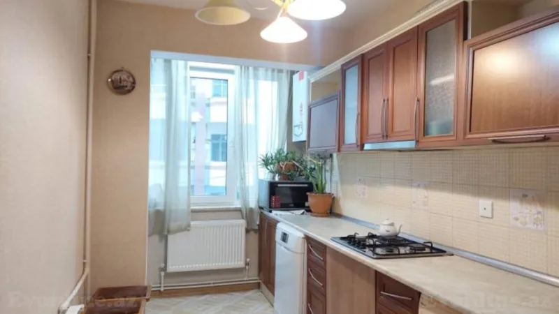 Kirayə verilir 3 otaqlı Mənzil Köhnə tikili 75 m² Səbail r. - şəkil 9