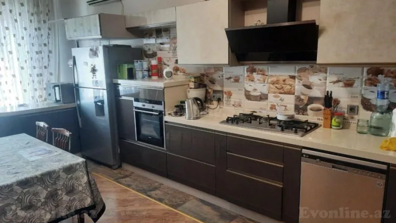 Kirayə verilir 3 otaqlı Mənzil Yeni tikili 170 m² 28 May m. - şəkil 11