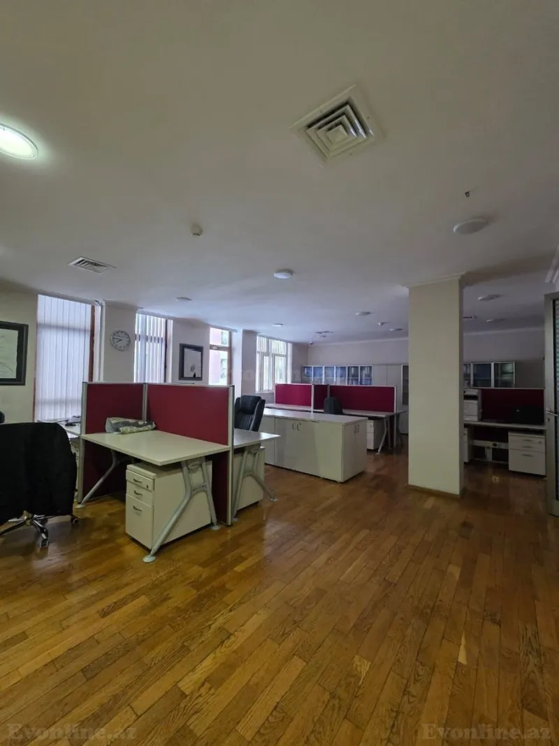 Satılır Obyekt 670 m² 28 May m. - şəkil 14