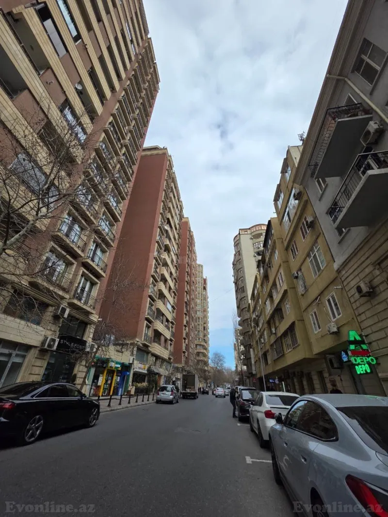 Satılır Obyekt 670 m² 28 May m. - şəkil 16