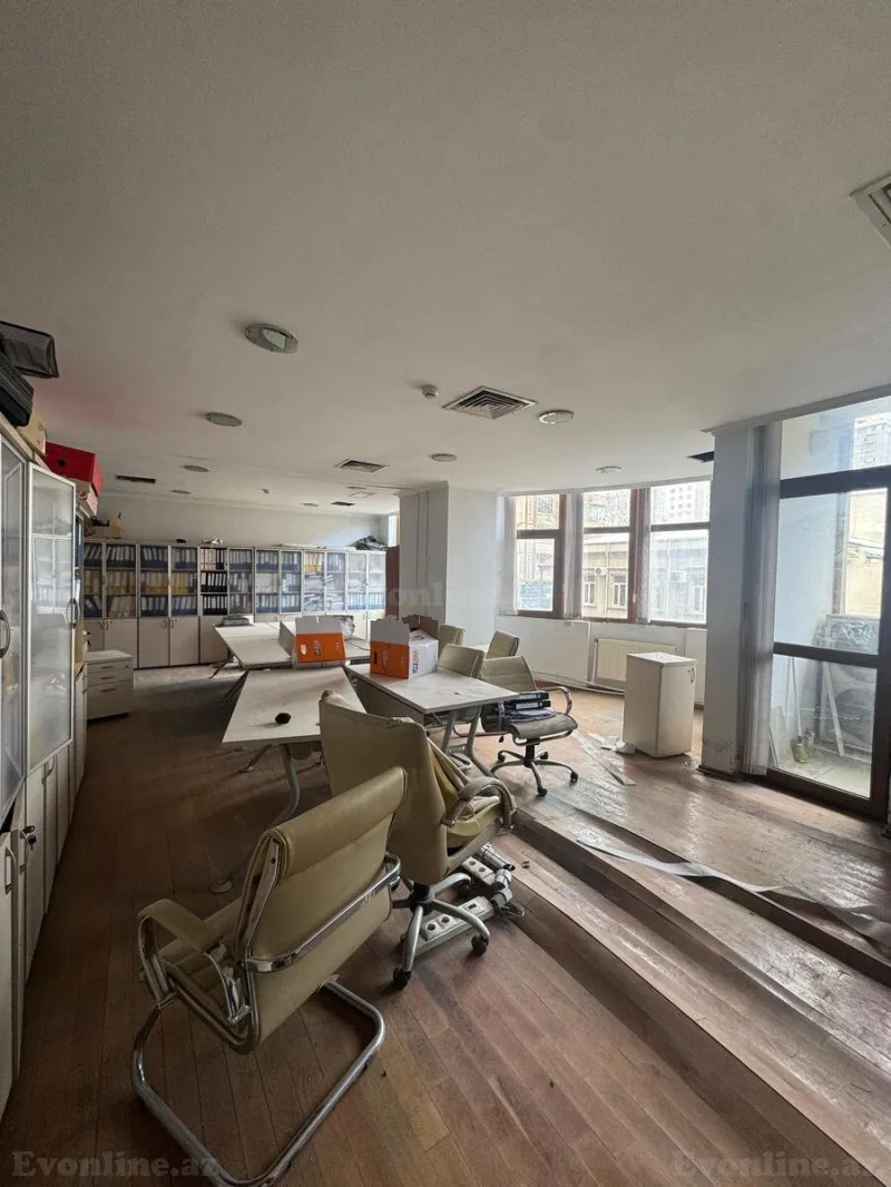 Satılır Obyekt 670 m² 28 May m. - şəkil 17