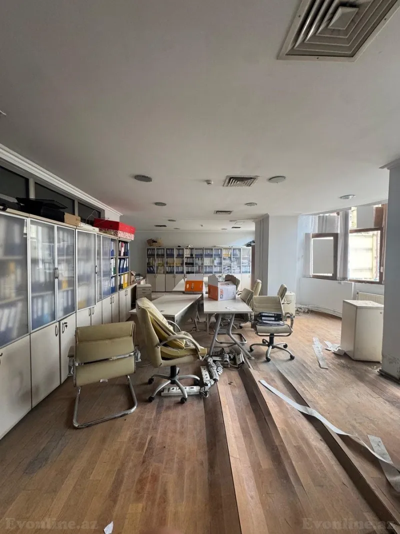 Satılır Obyekt 670 m² 28 May m. - şəkil 18