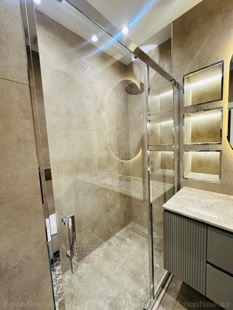 Satılır 2 otaqlı Mənzil Yeni tikili 73 m² Gənclik m. - şəkil 16