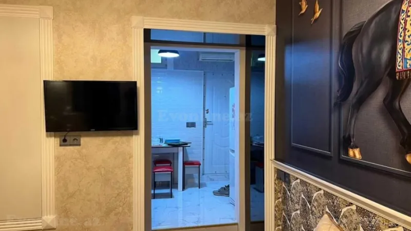 Kirayə verilir 1 otaqlı Mənzil Köhnə tikili 21 m² İçərişəhər m. - şəkil 2