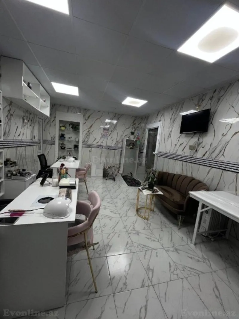 Kirayə verilir Obyekt 40 m² Elmlər Akademiyası m.