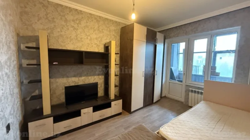Kirayə verilir 3 otaqlı Mənzil Köhnə tikili 80 m² Nərimanov r. - şəkil 2