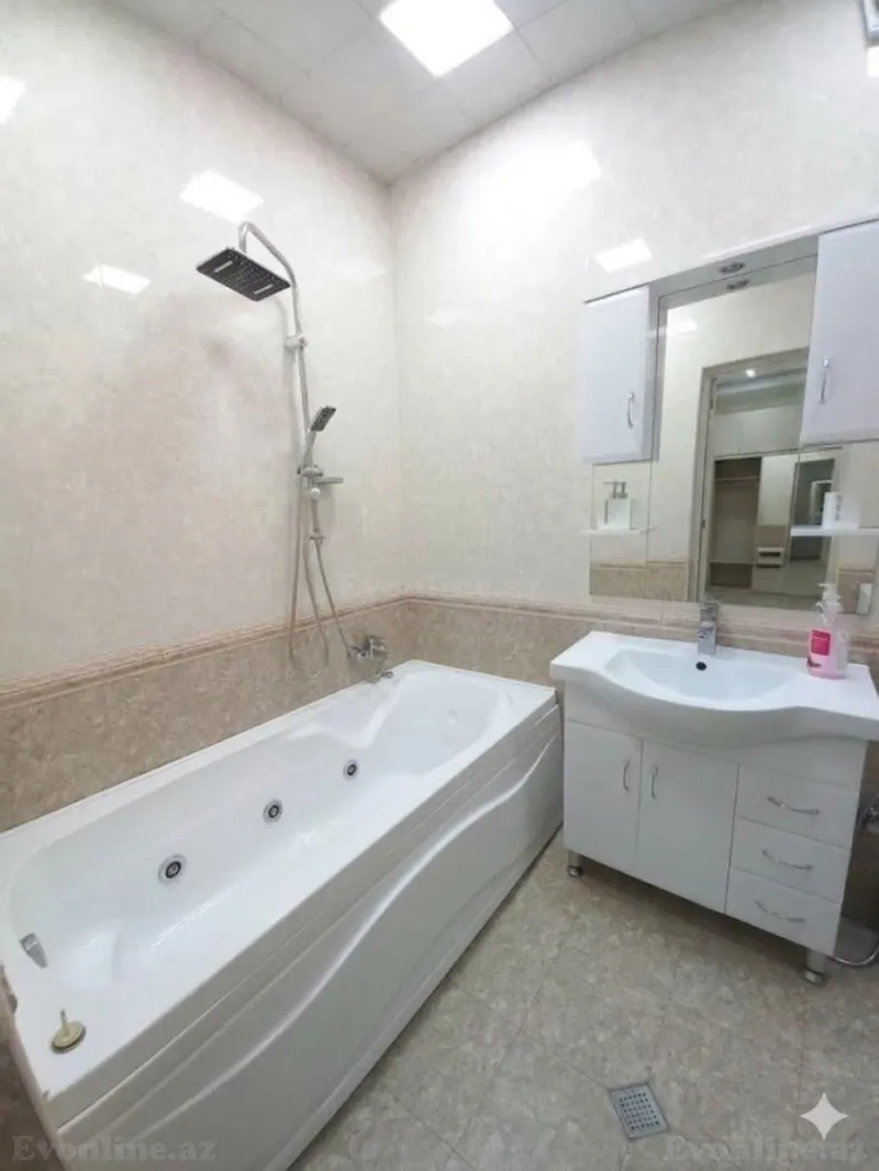 Kirayə verilir 2 otaqlı Mənzil Yeni tikili 71 m² Xətai m. - şəkil 6