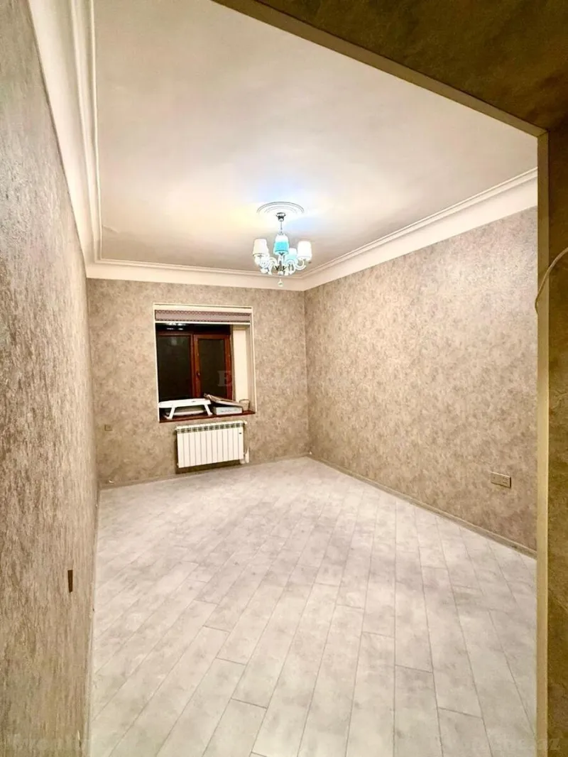 Satılır 3 otaqlı Mənzil Köhnə tikili 90 m² Gənclik m. - şəkil 4