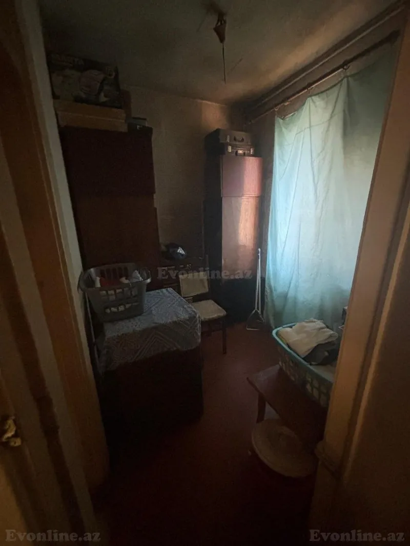 Satılır 2 otaqlı Mənzil Köhnə tikili 40 m² 4-cü mikrorayon - şəkil 3