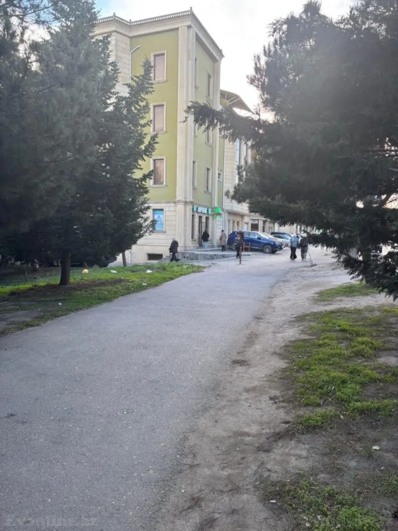 Satılır 2 otaqlı Mənzil Köhnə tikili 40 m² 4-cü mikrorayon - şəkil 14