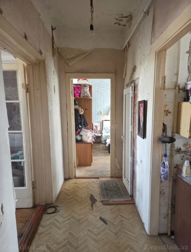 Satılır 3 otaqlı Mənzil Köhnə tikili 95 m² Sabunçu r. - şəkil 2