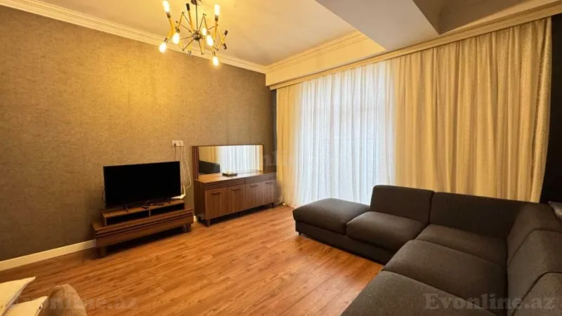 Kirayə verilir 4 otaqlı Mənzil Yeni tikili 144 m² Xətai r.