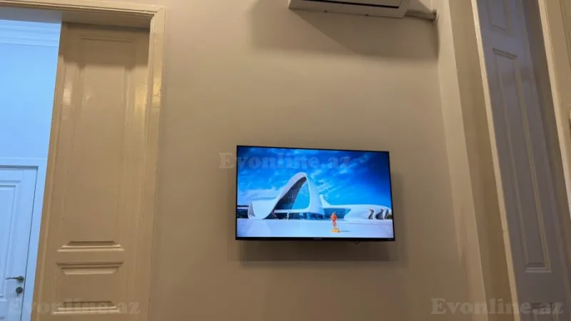 Kirayə verilir 2 otaqlı Mənzil Köhnə tikili 40 m² Sahil m. - şəkil 5