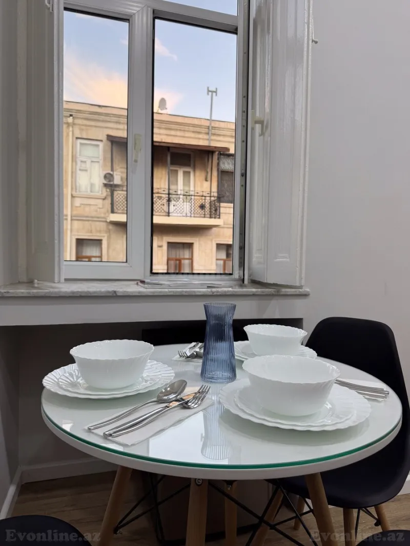 Kirayə verilir 2 otaqlı Mənzil Köhnə tikili 40 m² Sahil m. - şəkil 7