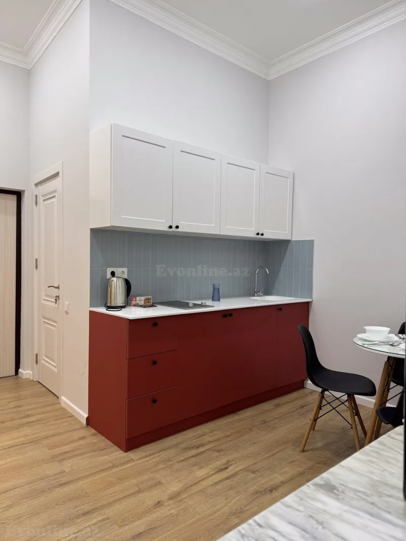 Kirayə verilir 2 otaqlı Mənzil Köhnə tikili 40 m² Sahil m. - şəkil 9