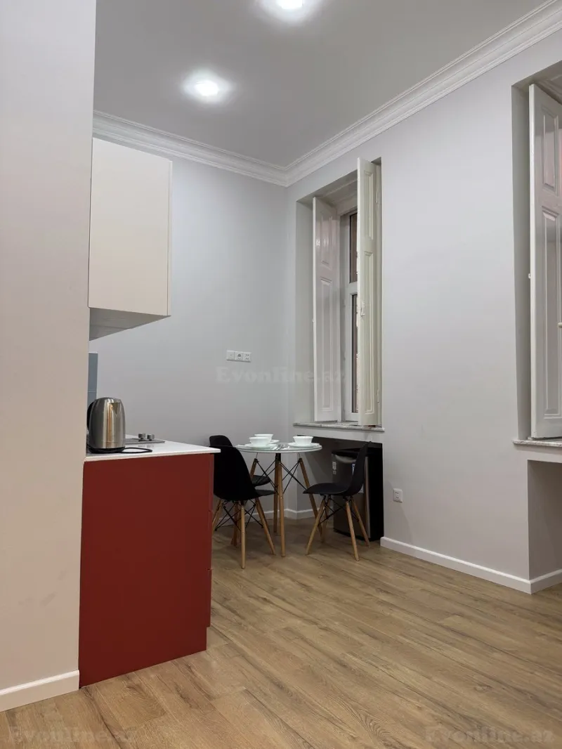 Kirayə verilir 2 otaqlı Mənzil Köhnə tikili 40 m² Sahil m. - şəkil 13