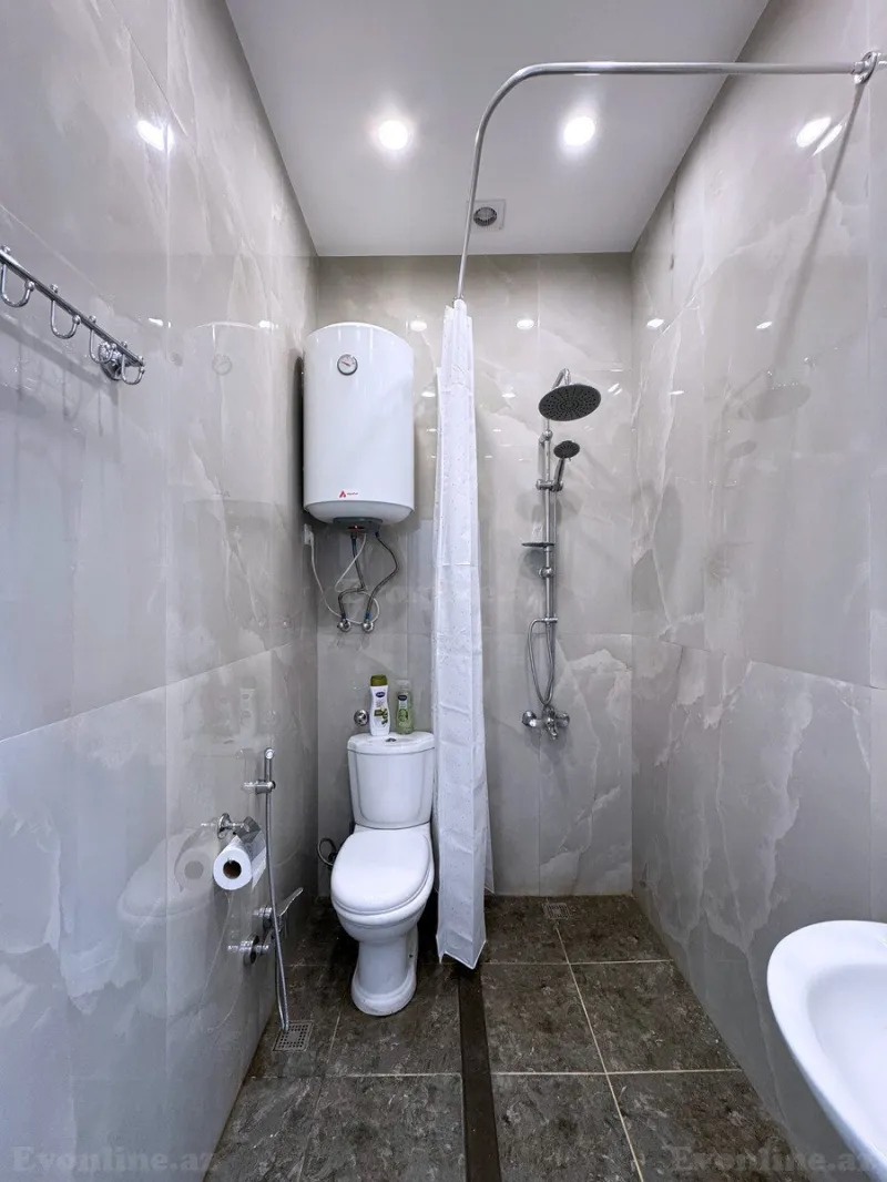 Kirayə verilir 2 otaqlı Mənzil Köhnə tikili 40 m² Sahil m. - şəkil 23