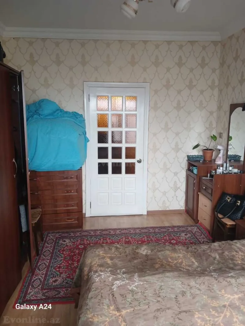 Satılır 3 otaqlı Mənzil Köhnə tikili 90 m² Yeni Yasamal - şəkil 5