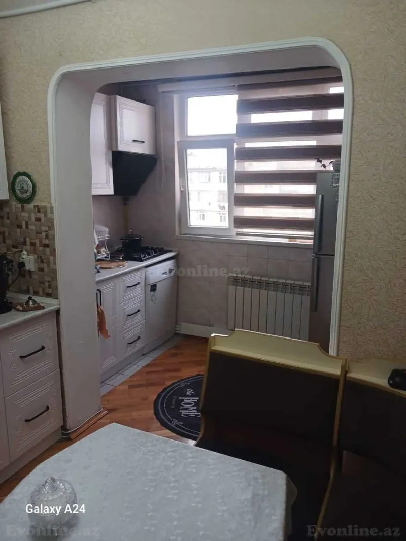 Satılır 3 otaqlı Mənzil Köhnə tikili 90 m² Yeni Yasamal - şəkil 9