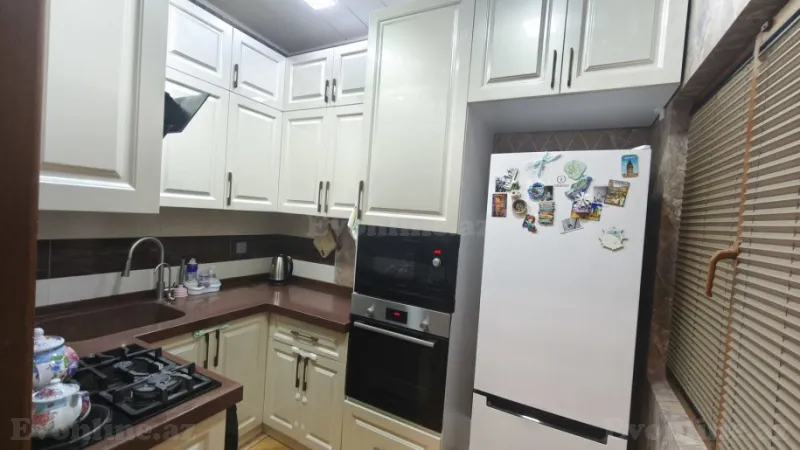 Satılır 2 otaqlı Mənzil Yeni tikili 60 m² 8 Noyabr m. - şəkil 3