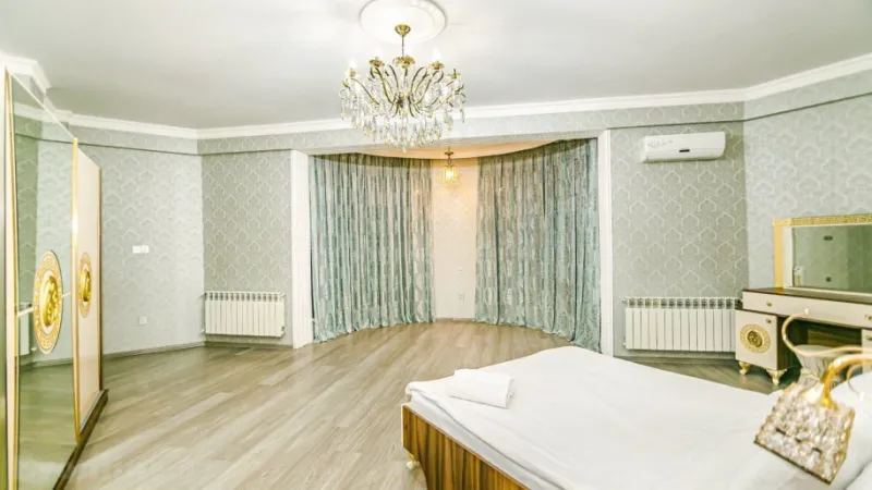 Kirayə verilir 4 otaqlı Mənzil Yeni tikili 150 m² 28 May m. - şəkil 17