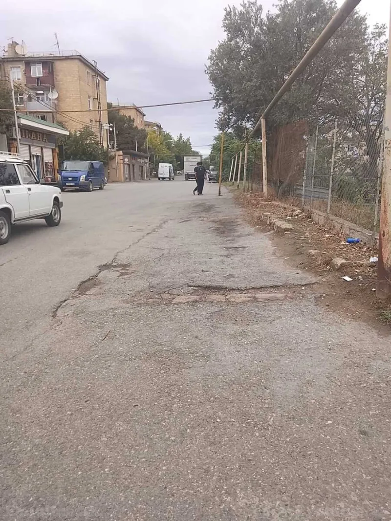 Satılır 2 otaqlı Mənzil Köhnə tikili 50 m² Əmircan - şəkil 4