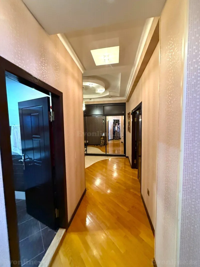 Satılır 3 otaqlı Mənzil Yeni tikili 130 m² Nəriman Nərimanov m. - şəkil 15