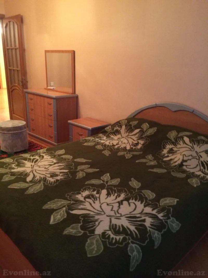 Kirayə verilir 4 otaqlı Mənzil Yeni tikili 200 m² Nizami m. - şəkil 8