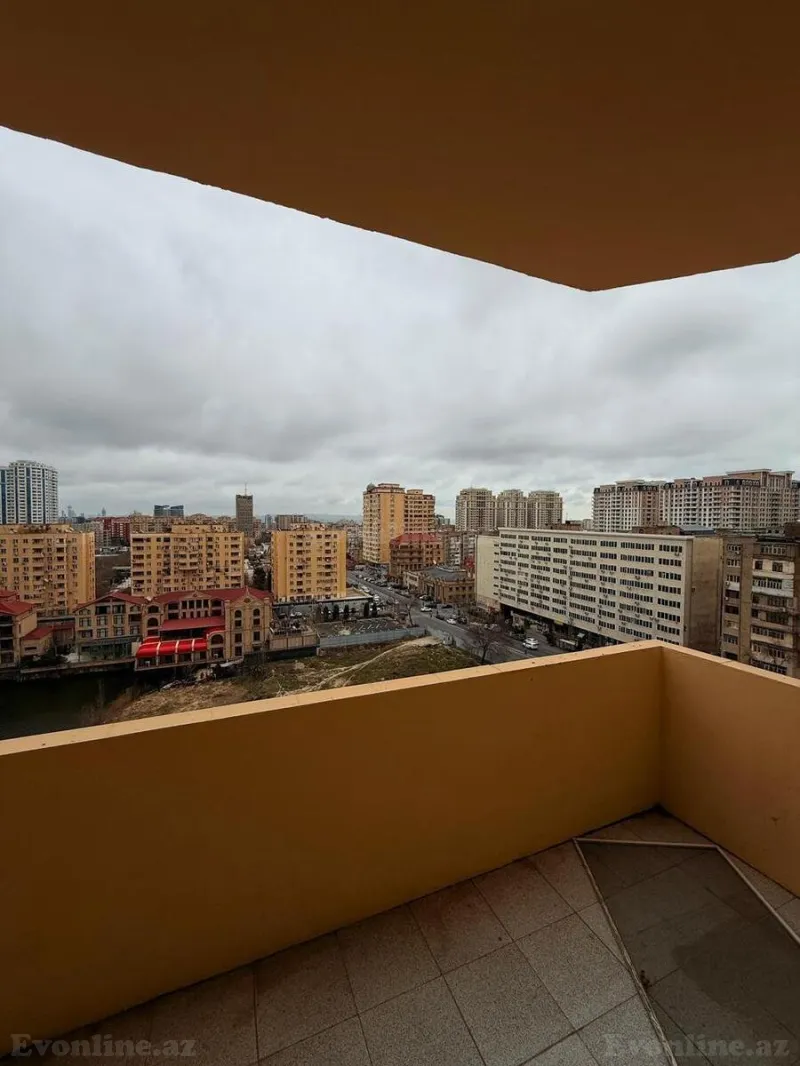 Satılır 3 otaqlı Mənzil Yeni tikili 120 m² İnşaatçılar m. - şəkil 8