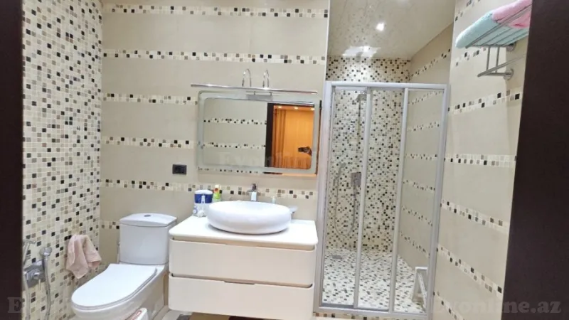 Satılır 4 otaqlı Mənzil Yeni tikili 200.5 m² 28 May m. - şəkil 26