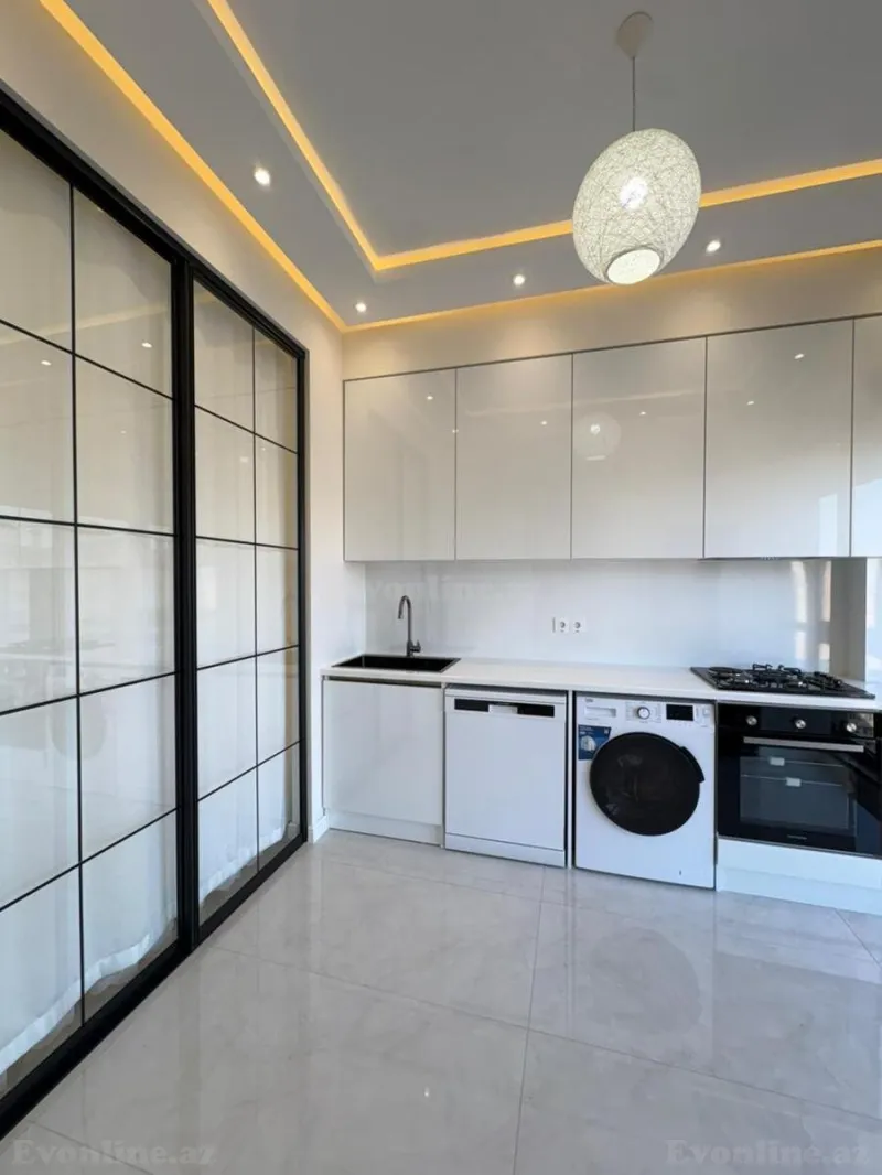 Satılır 3 otaqlı Mənzil Yeni tikili 95 m² Nəsimi r. - şəkil 5