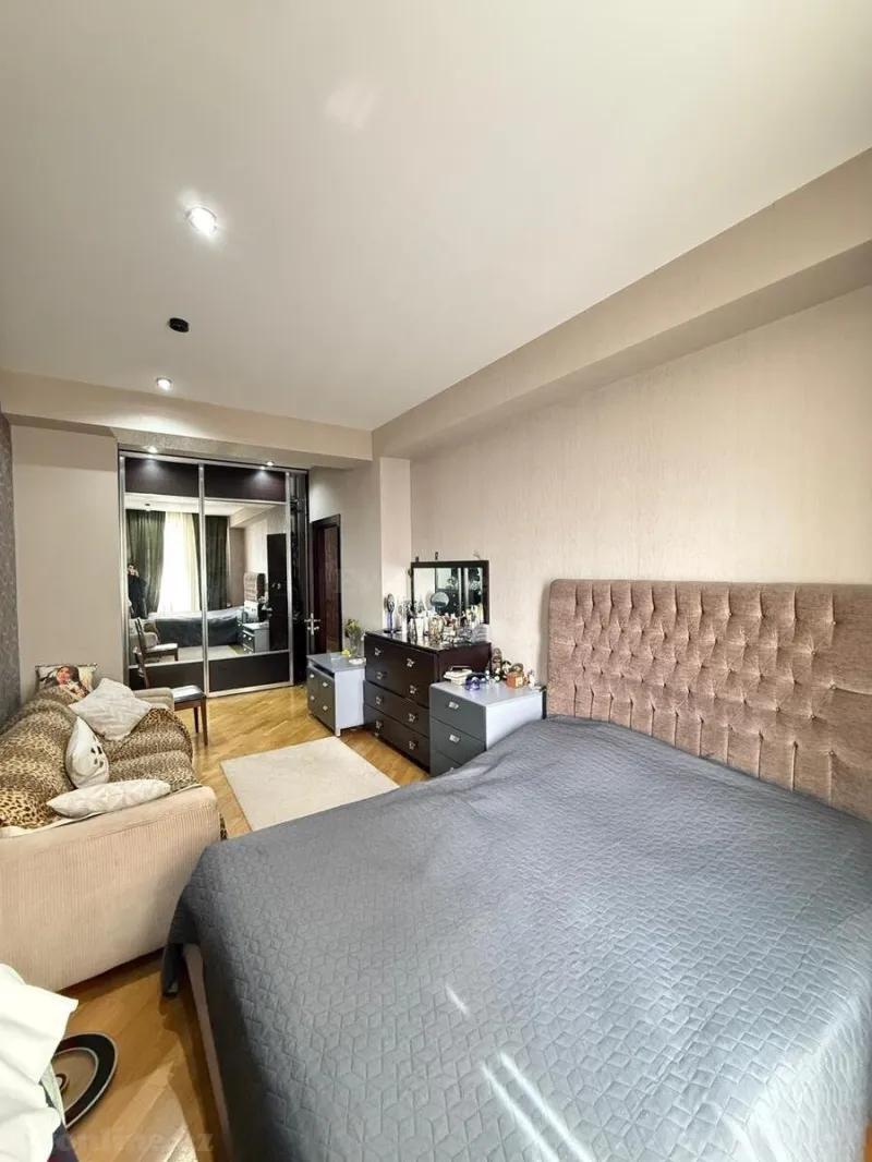 Satılır 3 otaqlı Mənzil Yeni tikili 137 m² Həzi Aslanov m. - şəkil 6