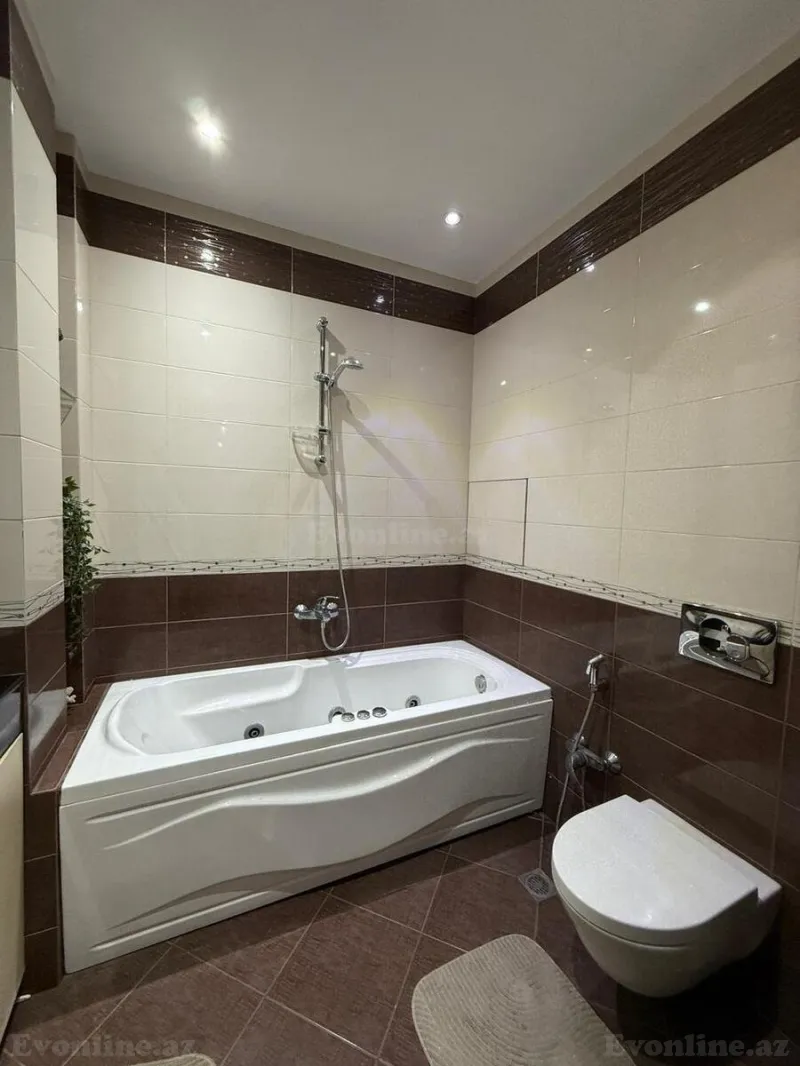 Satılır 3 otaqlı Mənzil Yeni tikili 137 m² Həzi Aslanov m. - şəkil 17