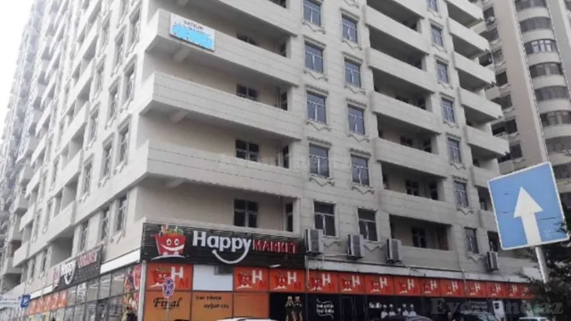 Kirayə verilir 3 otaqlı Mənzil Yeni tikili 140 m² Xətai m.