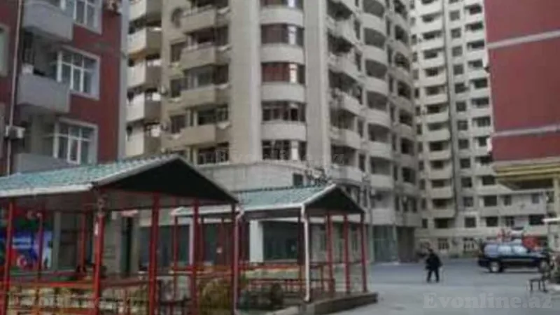 Kirayə verilir 3 otaqlı Mənzil Yeni tikili 140 m² Xətai m. - şəkil 2