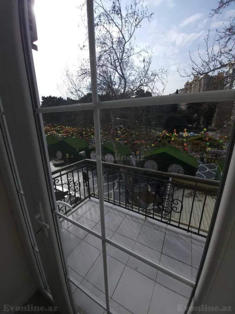 Kirayə verilir 1 otaqlı Mənzil Köhnə tikili 40 m² Sahil m. - şəkil 14