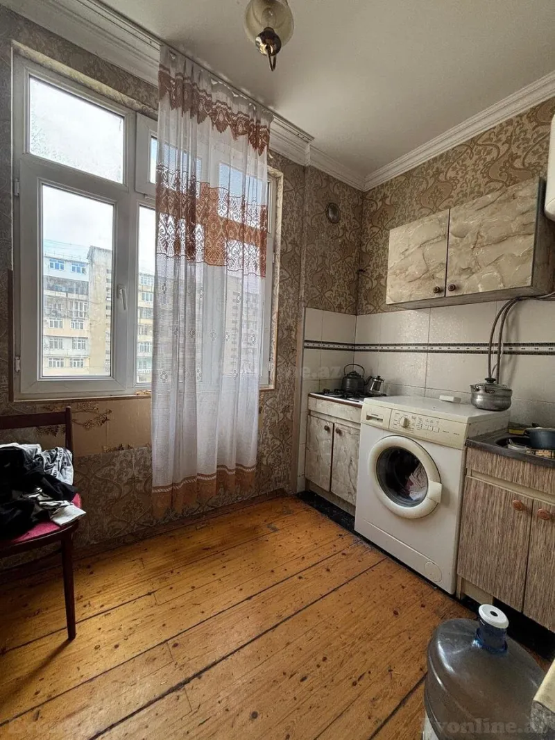 Satılır 2 otaqlı Mənzil Köhnə tikili 50 m² Yeni Yasamal - şəkil 4