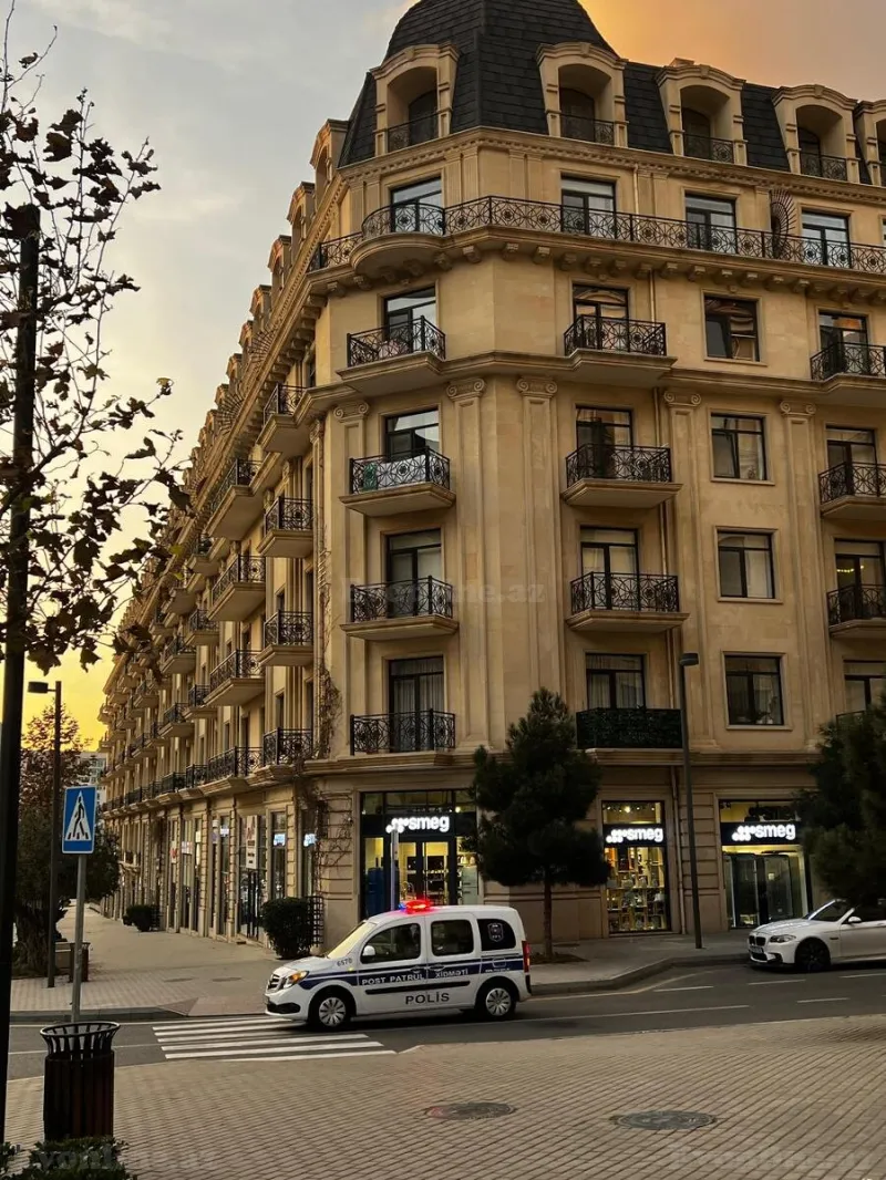 Satılır 3 otaqlı Mənzil Yeni tikili 93 m² Xətai r.