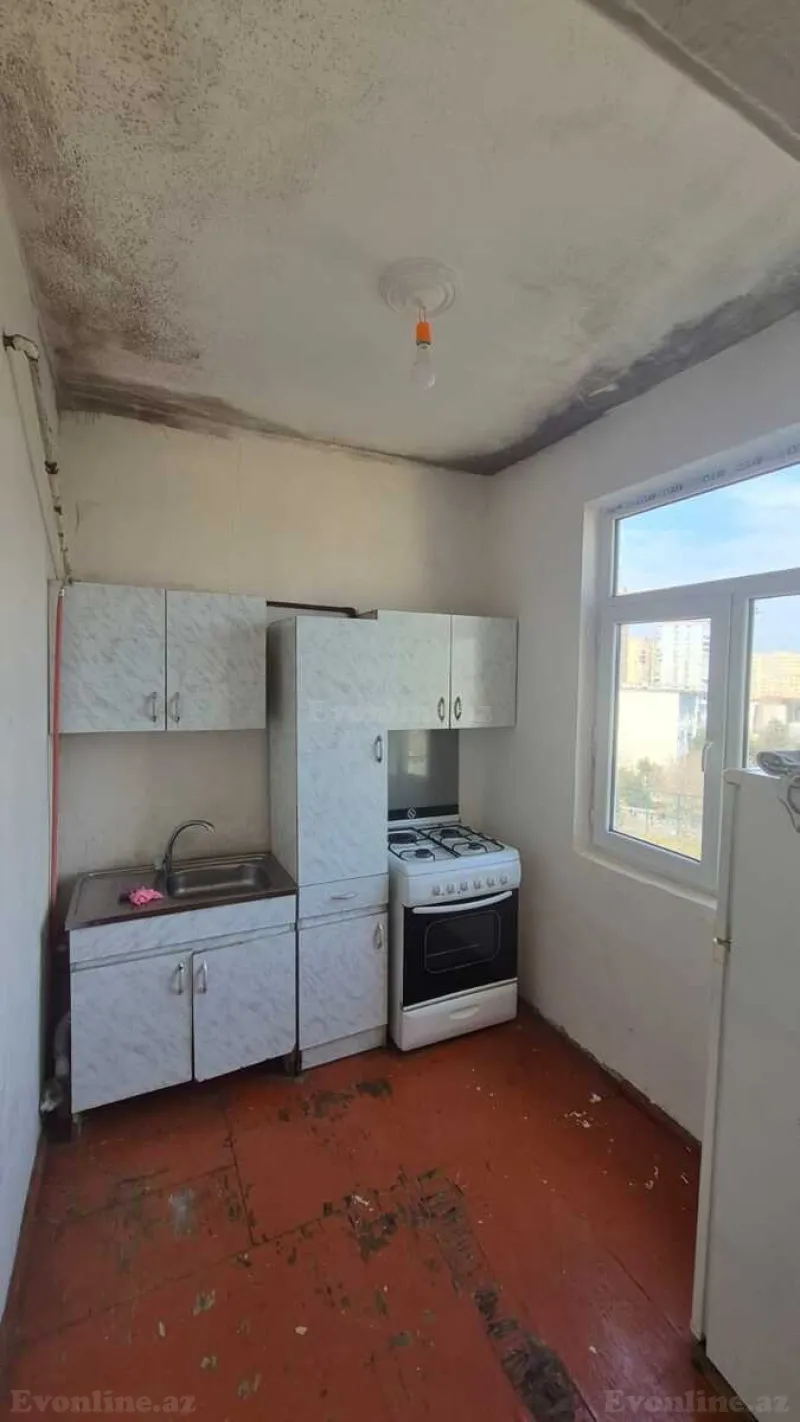 Kirayə verilir 2 otaqlı Mənzil Köhnə tikili 50 m² 1-ci mikrorayon - şəkil 5