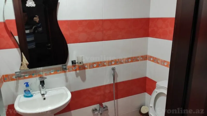 Kirayə verilir 3 otaqlı Mənzil Yeni tikili 156 m² Xətai m. - şəkil 7