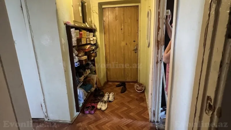 Satılır 3 otaqlı Mənzil Köhnə tikili 60 m² Xalqlar Dostluğu m. - şəkil 3