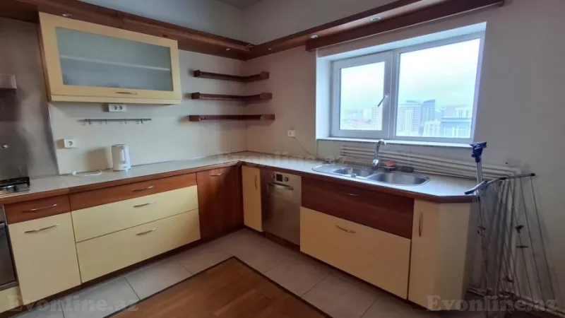 Satılır 3 otaqlı Mənzil Yeni tikili 134 m² Nizami m. - şəkil 8